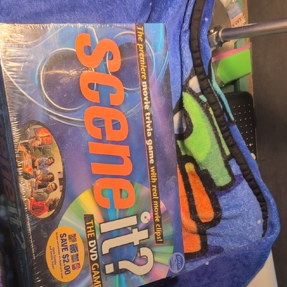 ⭐3/$21⭐Scene IT The DVD Game - Blue Edition - Picture 1 of 6